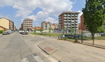 Area cani corso Cosenza angolo via Castelgomberto