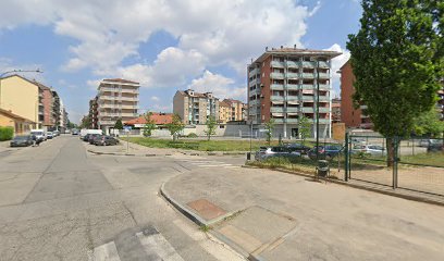 Area cani corso Cosenza angolo via Castelgomberto