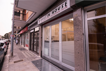 Dustin House, Bari - Toelettatura Cani Bari, Toelettatura Gatti Bari, Spa e Ozonoterapia per cani e gatti Bari