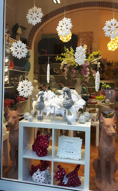 Pet design di Lorenzo Lazzeri